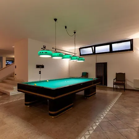 Golia Pool Jacuzzi And Sauna - Happy