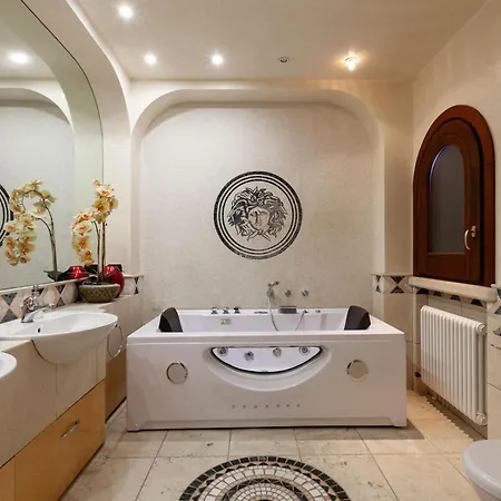 Villa Golia Pool Jacuzzi And Sauna - Happy Galatina
